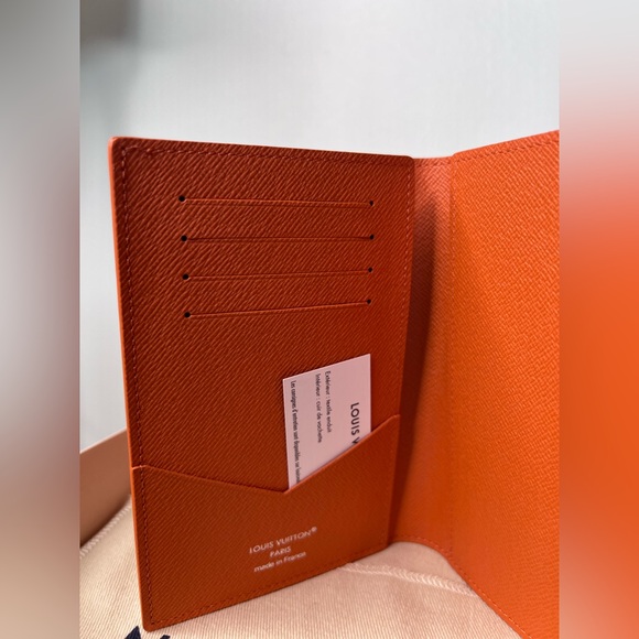 Louis Vuitton Limited Edition Passport Cover /Tennis Lovers Collection Brand New - Picture 7 of 11